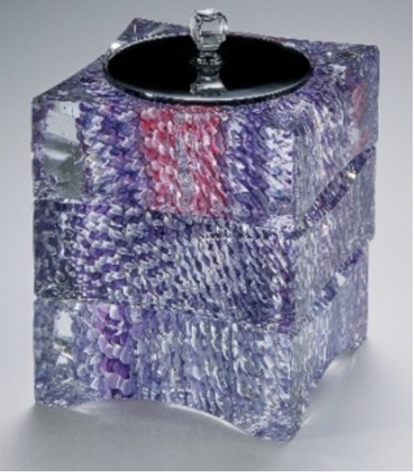 【香川県立ミュージアム】特別展「第72回日本伝統工芸展」関連行事 講演会「日本工芸会総裁賞受賞記念 ガラス工芸の美と技」